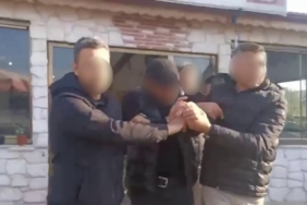 2 yıl peruk ve takma isimle kaçan katil zanlısı jandarma ekiplerince yakalandı