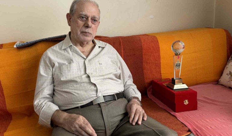 76 yıldır tulum çalan Remzi Bekar’a "Yaşayan İnsan Hazinesi" ödülü
