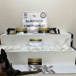 8 kilogram metamfetamini buzdolabına sakladılar, ’Fırtına’dan kaçamadılar