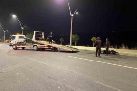 Arnavutköy’deki feci kaza kamerada... İki motosiklet kafa kafaya çarpıştı: 1 ölü, 2 ağır yaralı