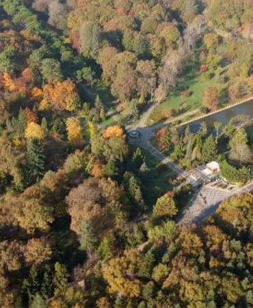 Atatürk Arboretumu’ndaki kartpostallık sonbahar manzarası havadan görüntülendi