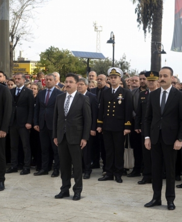 Atatürk Mudanya’da özlemle anıldı