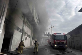Avcılar’da İş hanında korkutan yangın