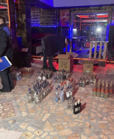 Avcılar’da sahte içki operasyonunda 25 litre etil alkol ele geçirildi