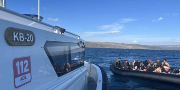 Ayvacık açıklarında 51 kaçak göçmen yakalandı