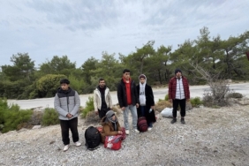 Ayvacık’ta 6 kaçak göçmen yakalandı