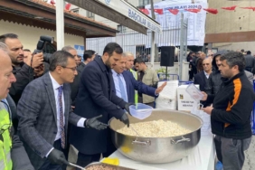 Bağcılar’da Türbe Dede Pilav Günü etkinliği düzenlendi