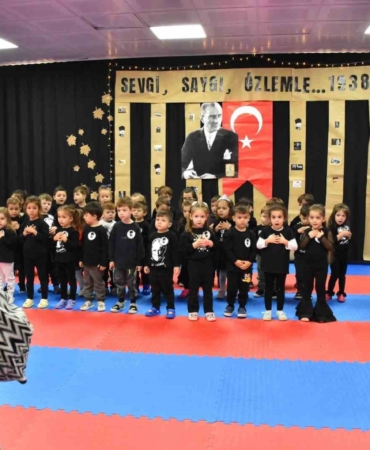 Balıkesir’de Ata’ya saygı etkinliklerine yoğun ilgi