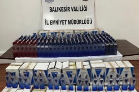 Balıkesir’de eş zamanlı operasyon: Bin 611 adet kaçak alkollü içki şişesi ele geçirildi