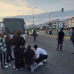 Balıkesir’de yolcu otobüsü genç kıza çarptı: 1 yaralı