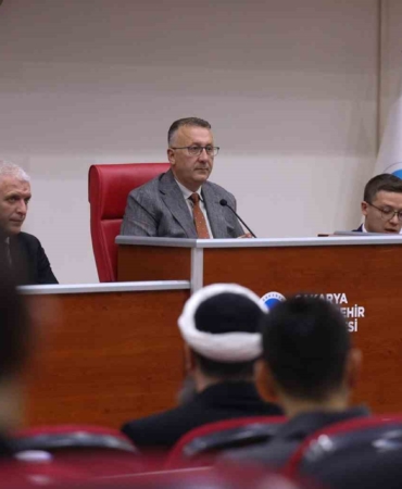 Başkan Alemdar: “Türkiye Yüzyılı’nın Sakarya’sını gayret ve samimiyetle inşa edelim”
