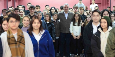 Başkan Çelik, kariyer günlerinde öğrencilerle buluştu