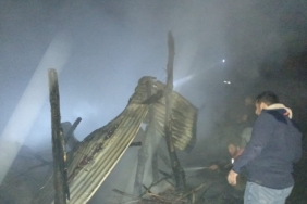 Bayramiç’te yanan traktör kullanılamaz hale geldi