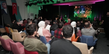 Belediye işçilerinden oluşan ‘Ritim Beyoğlu’ grubundan etkileyici performans