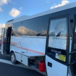 Beşiktaşlı taraftarları taşıyan araca saldırıya tepki