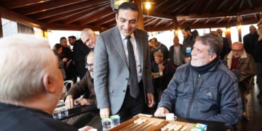 Beyoğlu’nda emekliler Tavla Turnuvası’nda yarıştı