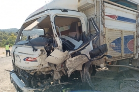 Bilecik’te 2 aracın çarpışması sonucu 2 kişi yaralandı