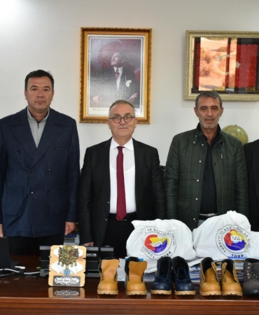 Bilecik’te 353 öğrenciye kışlık yardım gerçekleşti