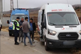 Bilecik’te 5’i düzensiz göçmen, 8’i araması bulunan 13 kişi yakalandı