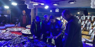 Bilecik’te balıkların boyları teker teker ölçüldü