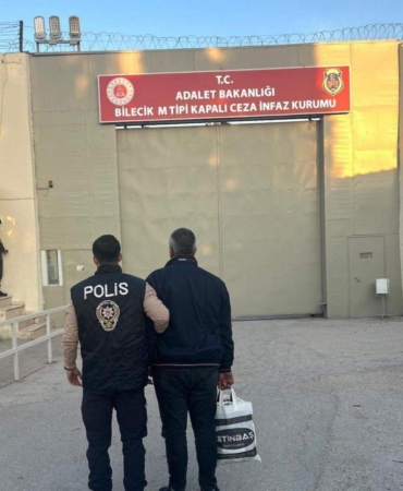 Bilecik’te görevini kötüye kullanma suçundan yakalandı