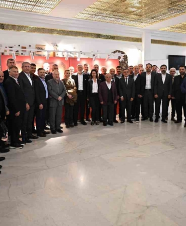 BTSO Başkanı İbrahim Burkay, Tarihi Çarşı ve Hanlar Bölgesi üyeleriyle buluştu