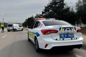 Bursa Emniyet Müdürlüğü 1 haftalık bilançoyu açıkladı: 8 bin 124 araç sürücüsüne idari ceza kesildi