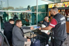 Bursa Narkotik vatandaşları bilgilendirmeye devam ediyor