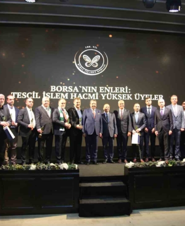 Bursa Ticaret Borsası 100. yıl ödül töreni düzenledi