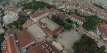 Bursa’da asırlık meslek lisesine, tarihi yapının temelleri için ilk kazma vuruldu