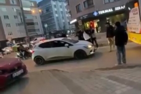 Bursa’da yol verme kavgası kamerada