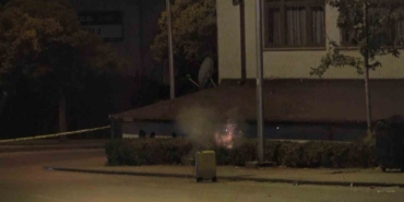 Cadde üzerindeki şüpheli valiz fünyeyle patlatıldı