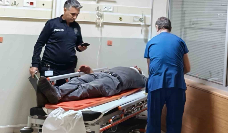 Caddede 3 kişi tarafından öldüresiye darp edildi