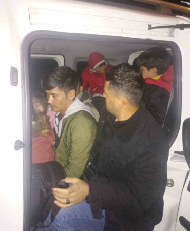 Çanakkale’de göçmen kaçakçılığı operasyonu: 6 tutuklama