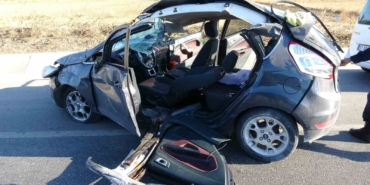 Çanakkale’de takla atıp, 100 metre sürüklenen otomobilin sürücüsü ağır yaralandı