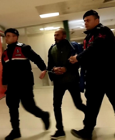 Çiftlik sahibi çobanı av tüfeğiyle öldürdü
