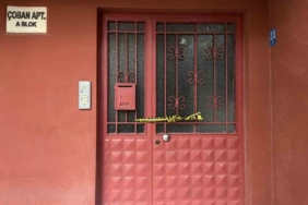 Cinnet geçiren genç annesini öldürdü