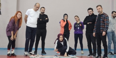 Darıca’da Öğretmenler Günü Turnuvası devam ediyor