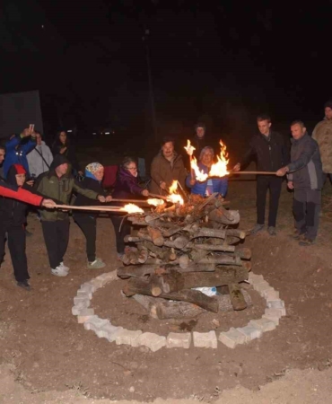 Doğaseverler Ercan Özel’in çağrısıyla Yenişehir’de kampta buluştu