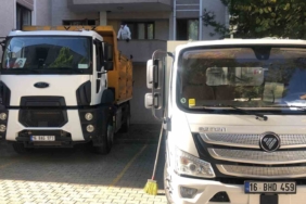 Dumlupınar Mahallesi’ndeki ’çöp ev’ temizlendi