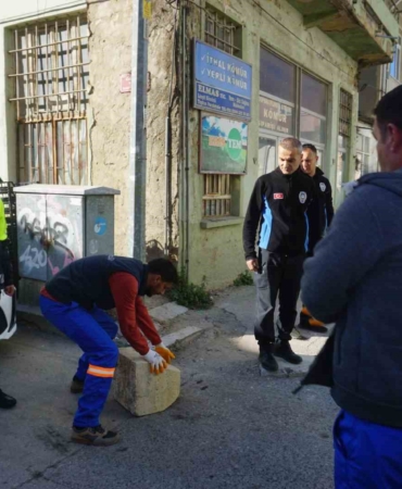 Edirne’de polis ve zabıta ekiplerinden duba uygulaması