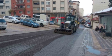 Eğimli yollar tıraşlanarak güvenli hale getirildi
