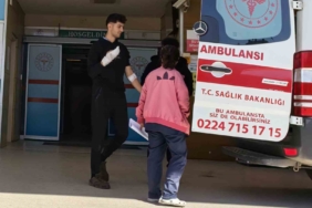 Elini hurda ezme makinesine kaptırdı