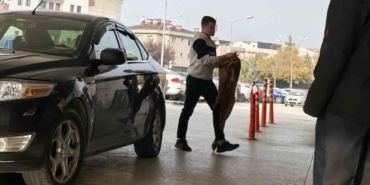 Elini makineye kaptıran işçinin parmağı koptu