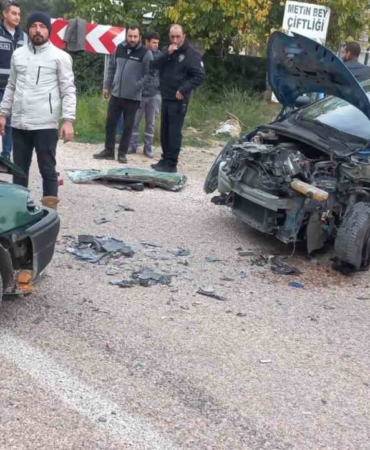 Erdek’te trafik kazası: 2 yaralı