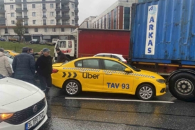 Esenyurt TEM Bağlantı yolunda yağmur sonrası zincirleme kaza