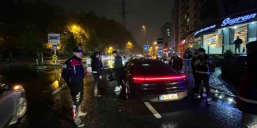 Esenyurt’ta polis ekiplerince genel asayiş uygulaması yapıldı