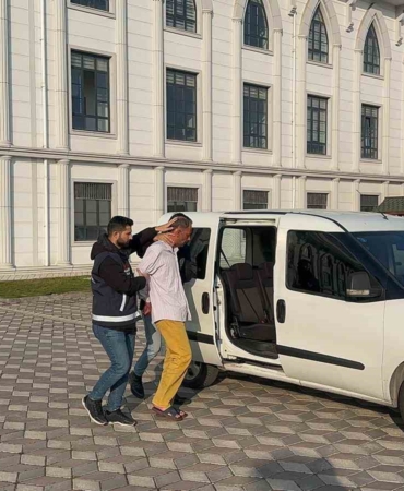 Eşini boğarak öldüren koca tutuklandı