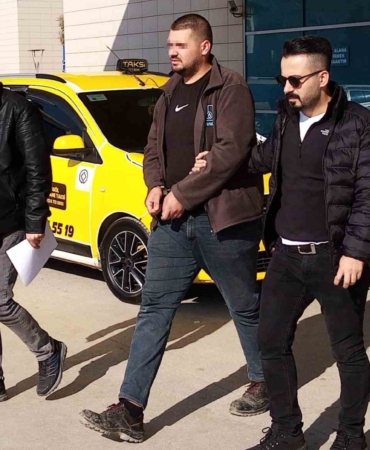 Ev sahibini tabancayla yaralayan firma sahibi gözaltına alındı