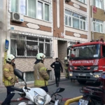 Fatih’te bir apartmanda yangın çıktı: 5 kişi mahsur kaldı